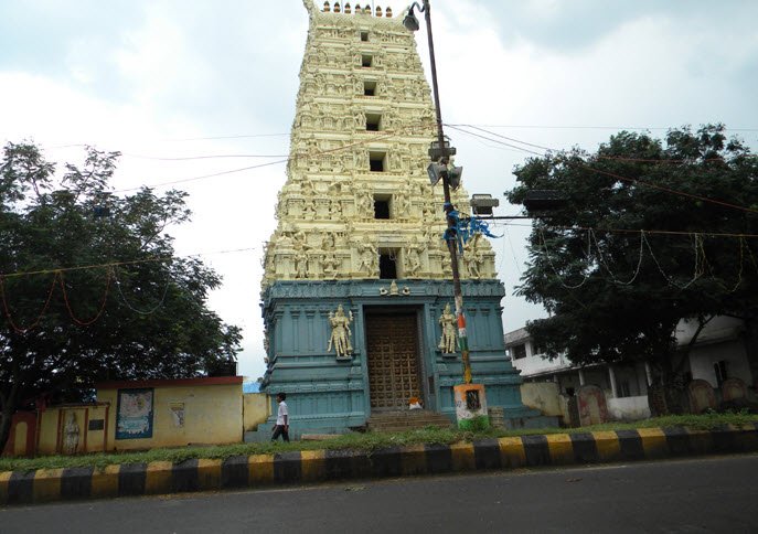 Sri Chengalamma Temple, Sri Potti Sriramulu Nellore, Andhra Pradesh - Vushii.com Sri Chengalamma Temple, Sri Potti Sriramulu Nellore, Andhra Pradesh - Vushii.com